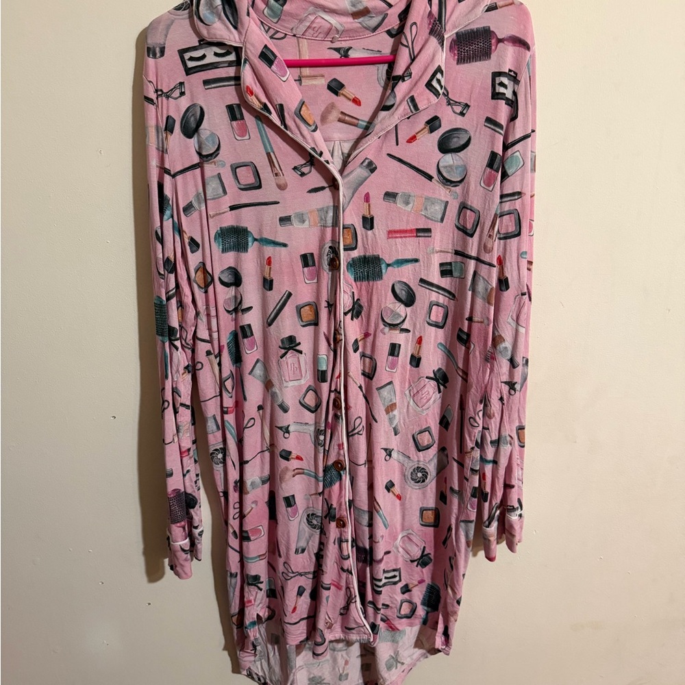 Posh Peanut Beauty Salon nightgown